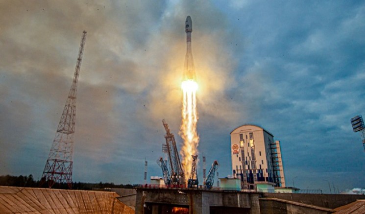 Rus Uzay Ajansı Roscosmos: Luna-25 uzay aracı, Ay'a çarptı 